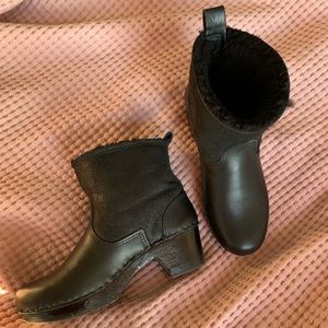 No. 6 Black aviator clog boots